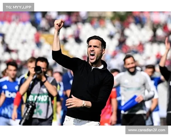 法布雷加斯谈科莫成功：强调整体防守与控球理念